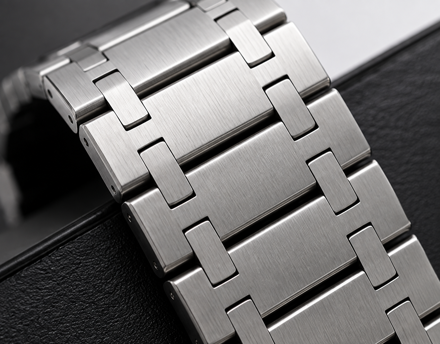 RUVLI Stainless Steel Quartz Watch Blue Dial