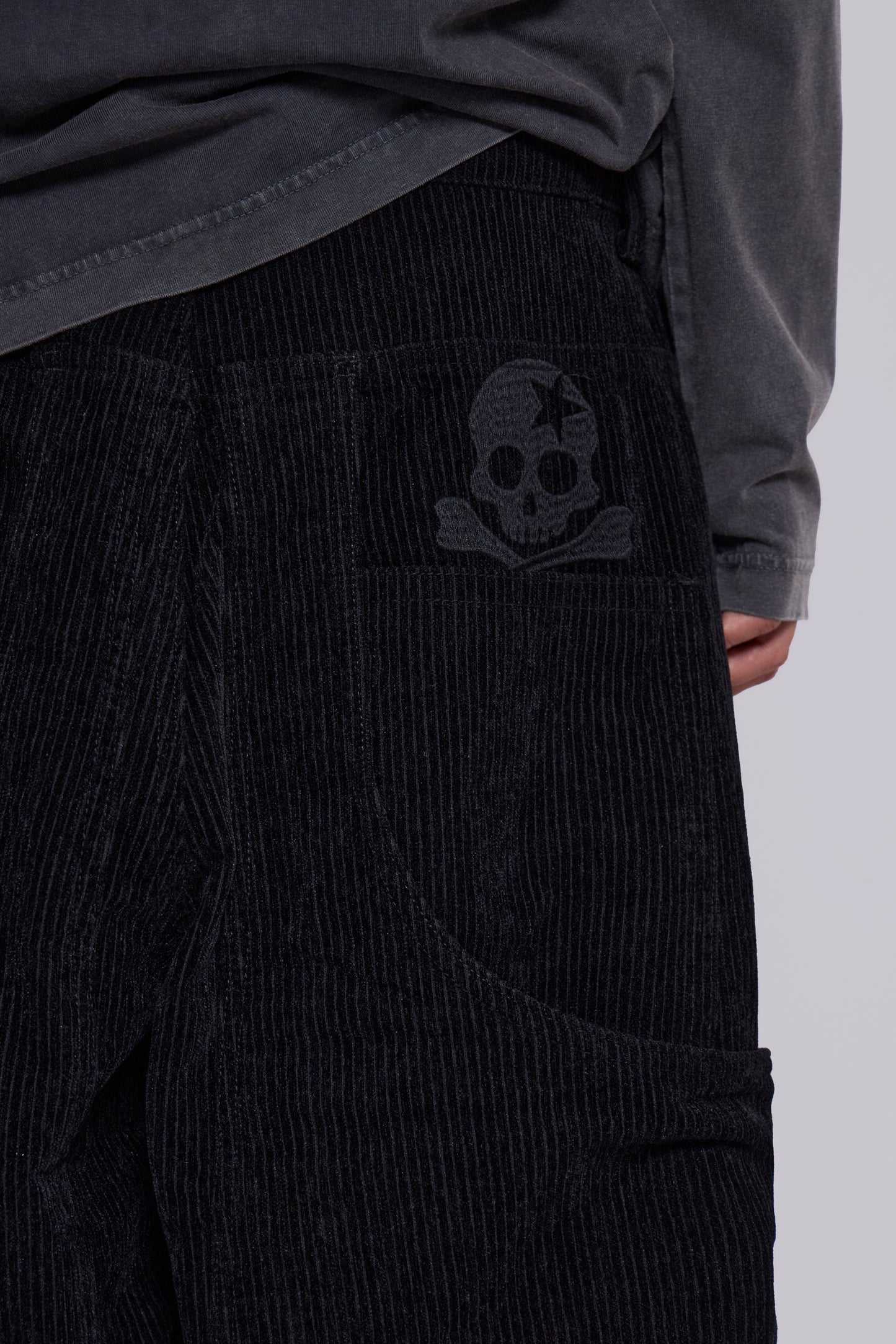 Black Skull XL Cord Colossus Jeans